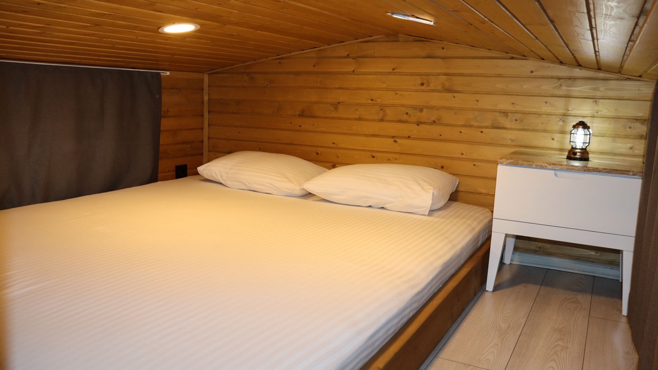 Photo of Bedroom in Ezine