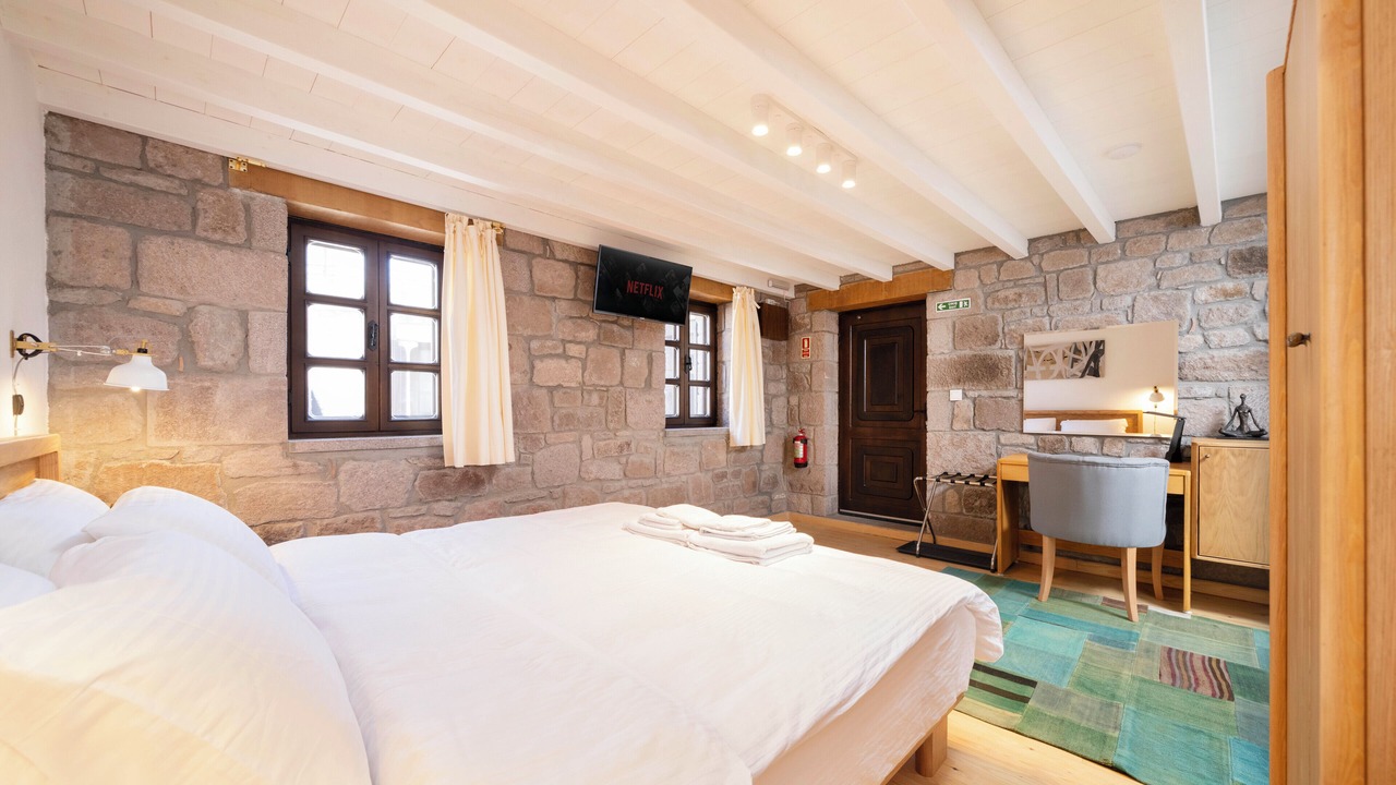 Photo of Bedroom in Behram