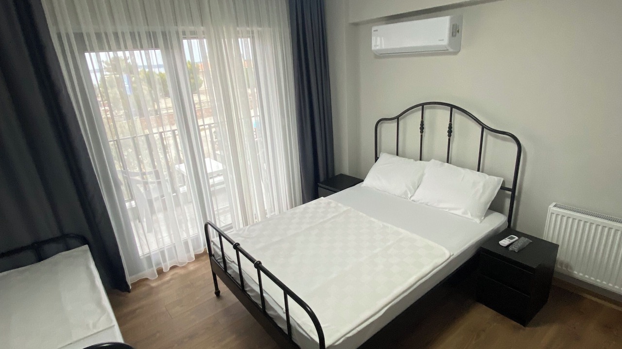Photo of Bedroom in Ezine