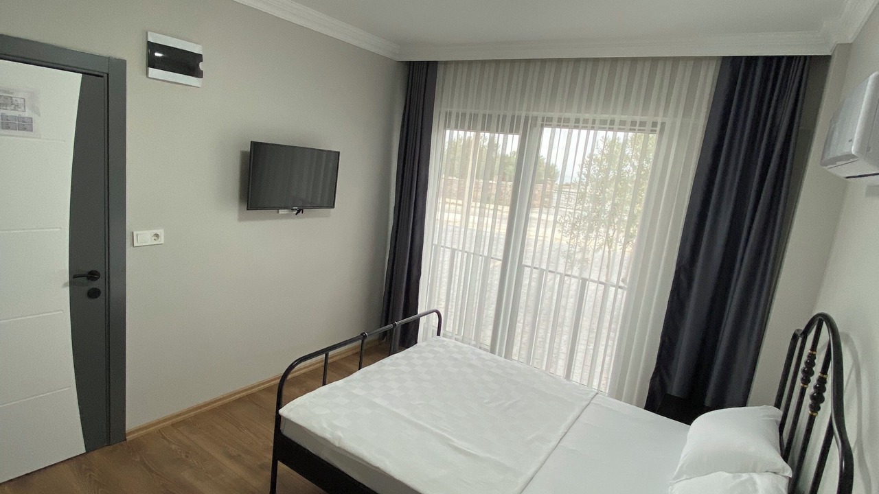 Photo of Bedroom in Ezine