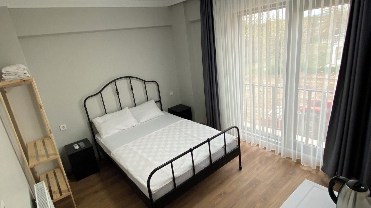 Photo of Bedroom in Ezine