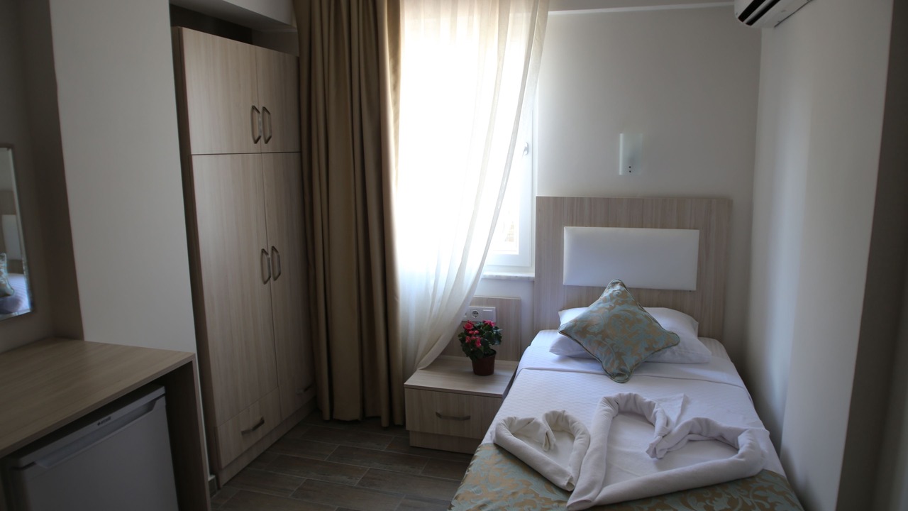 Photo of Bedroom in Akcay