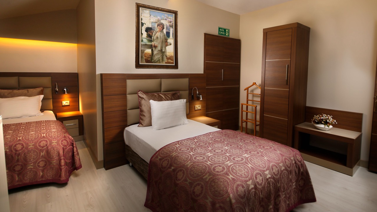 Photo of Bedroom in Karesi