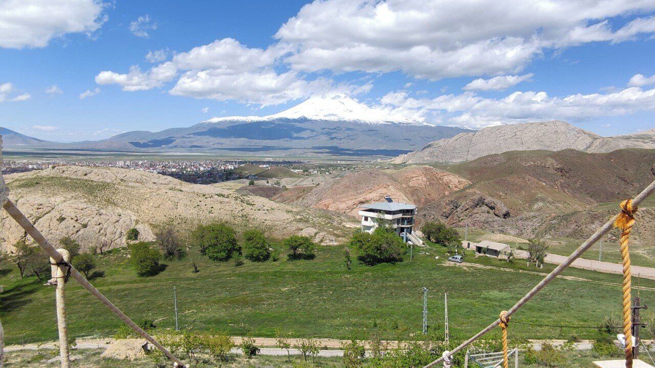 Photo of Others in DogubeyazIt