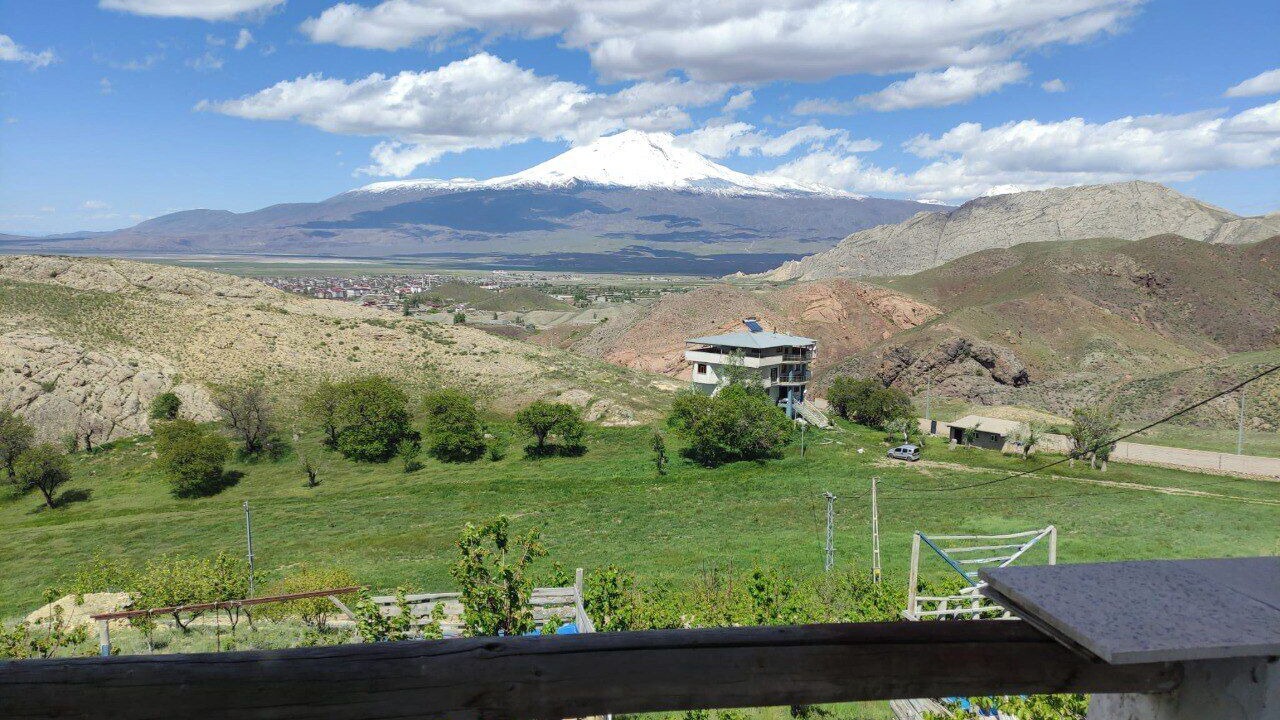 Photo of Outdoor in DogubeyazIt