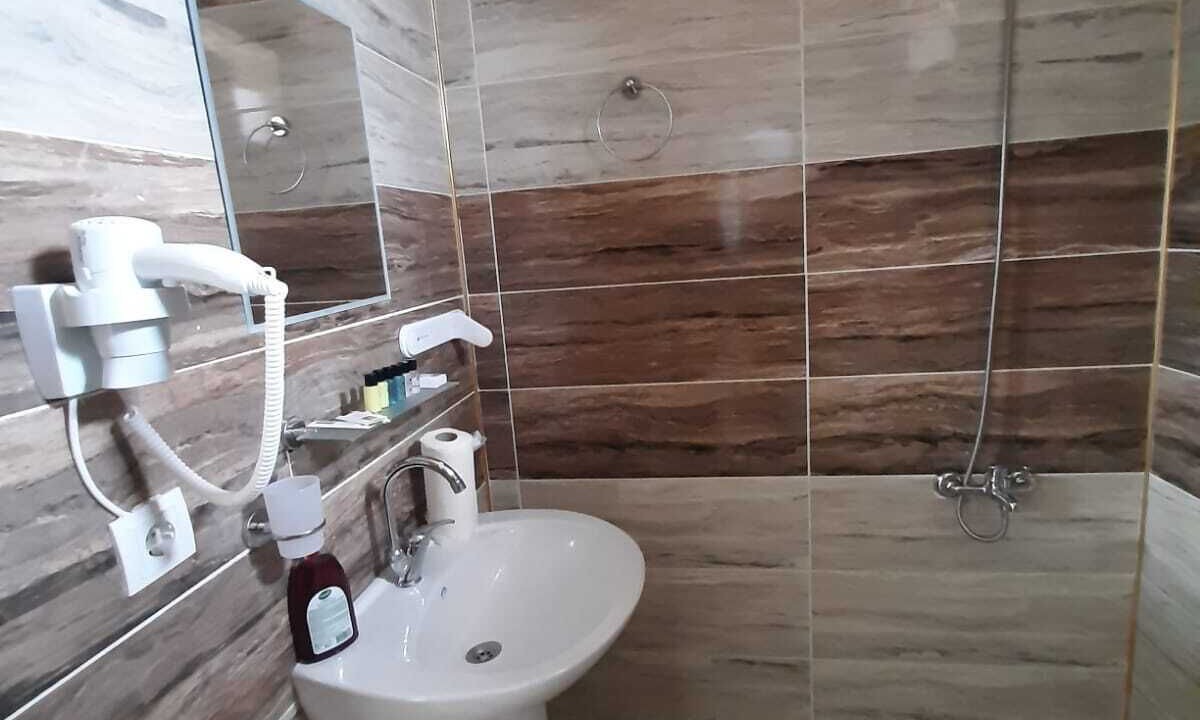 Photo of Bathroom in DogubeyazIt