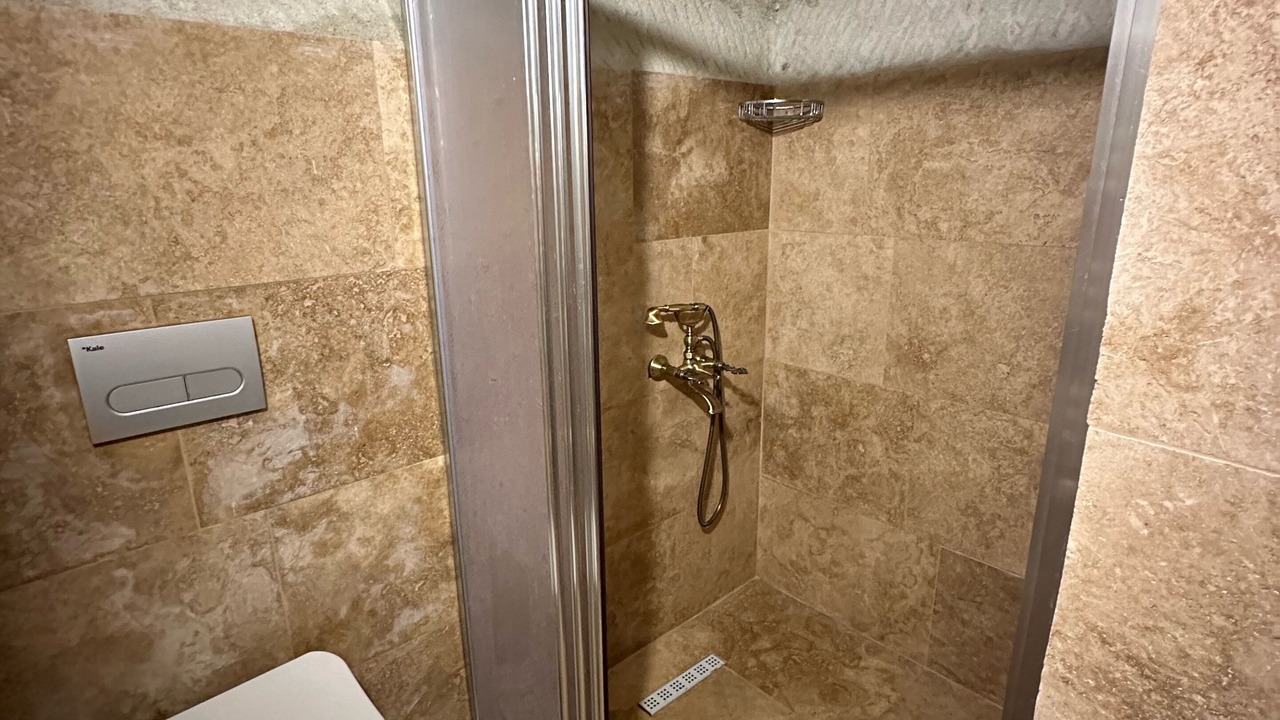 Photo of Bathroom in Nar