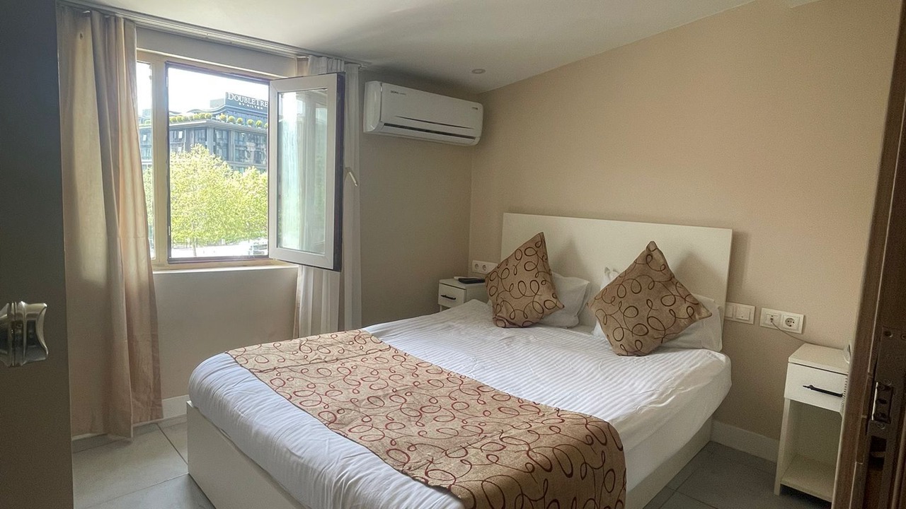 Photo of Bedroom in Beyoglu