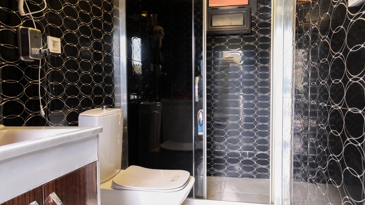 Photo of Bathroom in Yenifoca