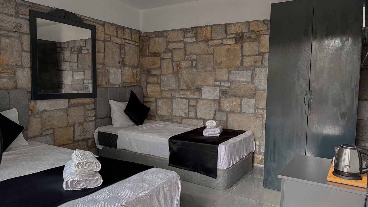 Photo of Bedroom in Yenifoca