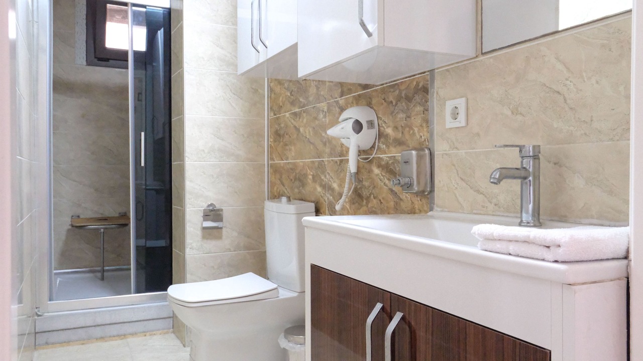 Photo of Bathroom in Yenifoca