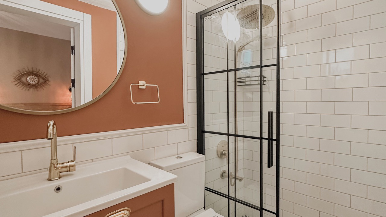Photo of Bathroom in Dikili