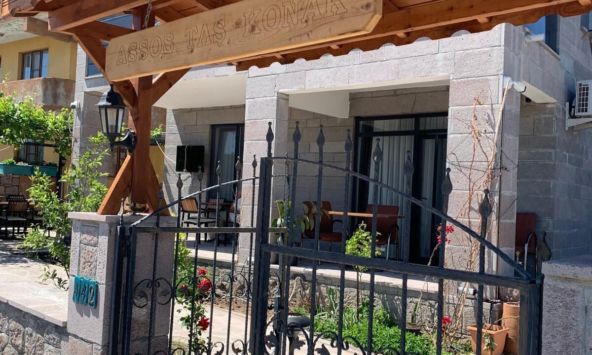 Photo of Outdoor in Behram