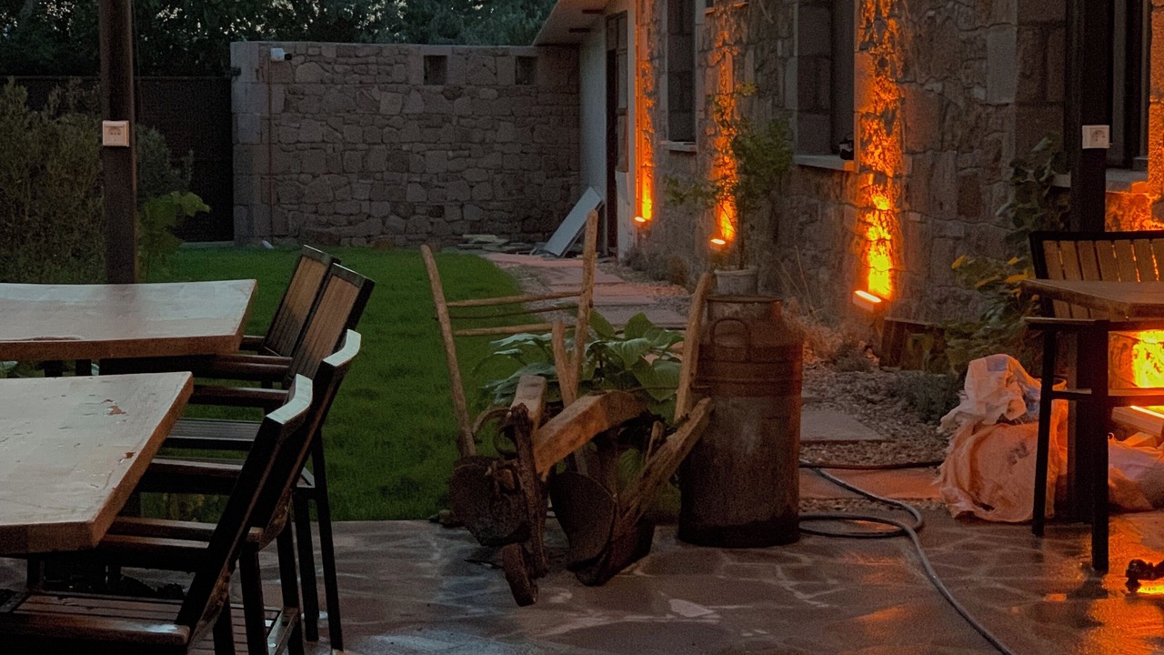 Photo of Patio Balcony in Behram