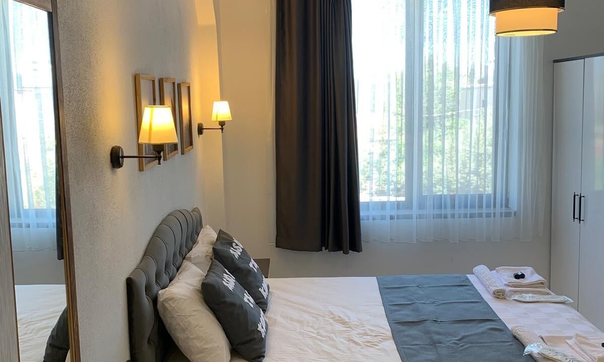 Photo of Bedroom in Behram