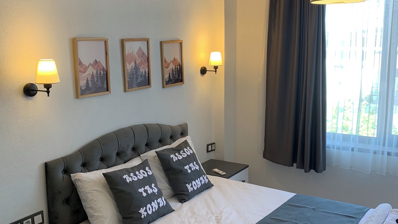 Photo of Bedroom in Behram