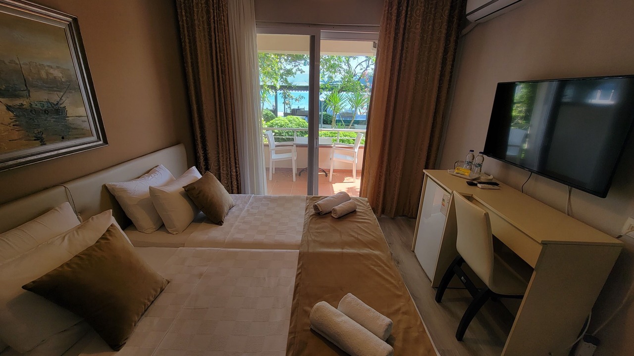 Photo of Bedroom in Akcay