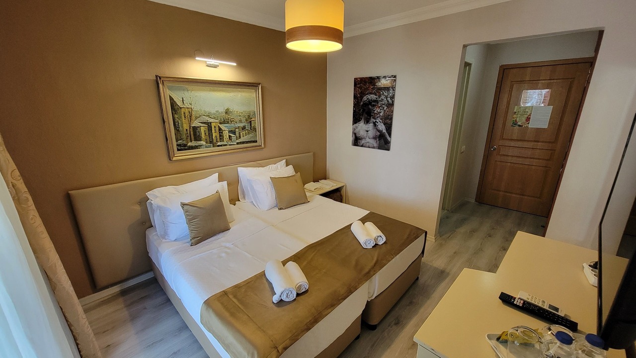 Photo of Bedroom in Akcay