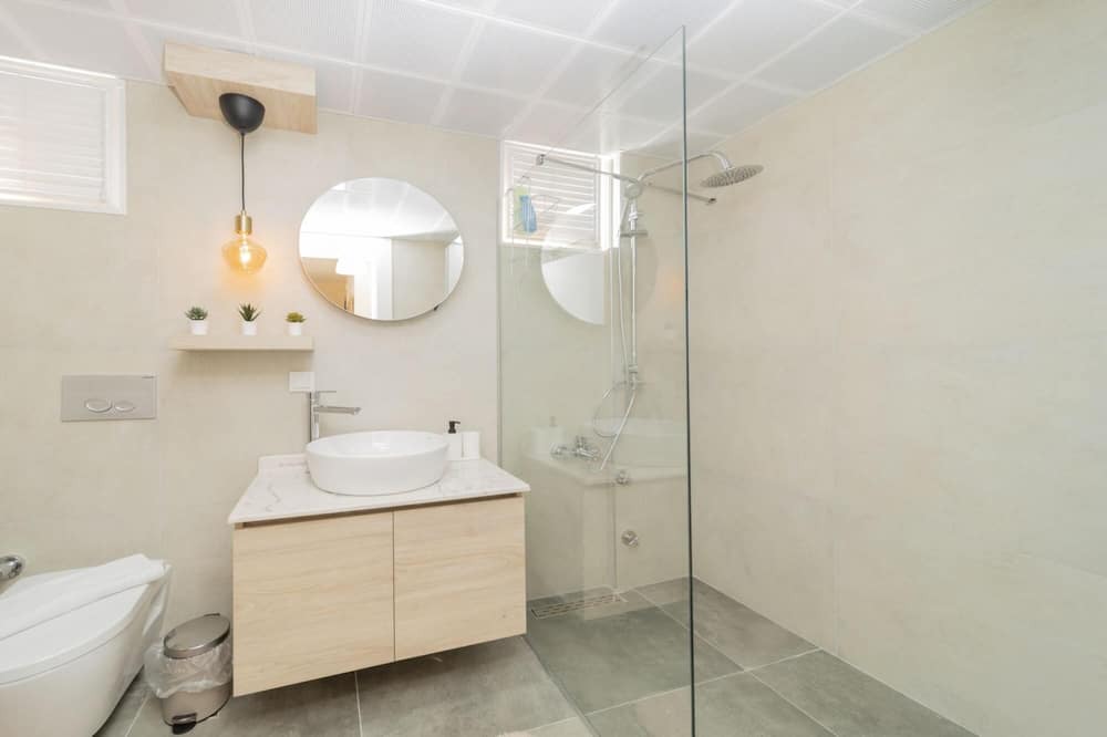Photo of Bathroom in Lara