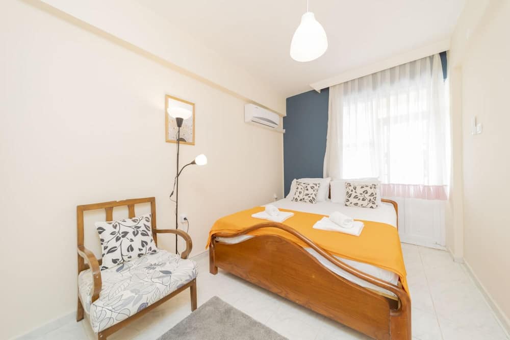 Photo of Bedroom in Lara