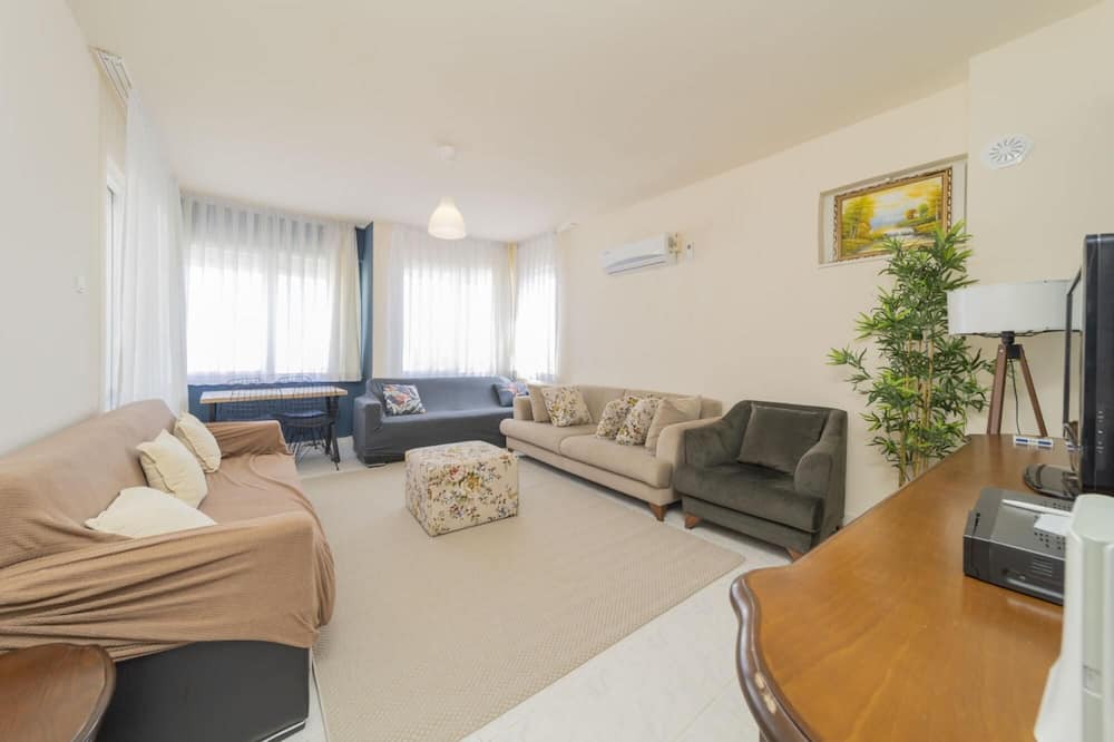 Photo of Livingroom in Lara