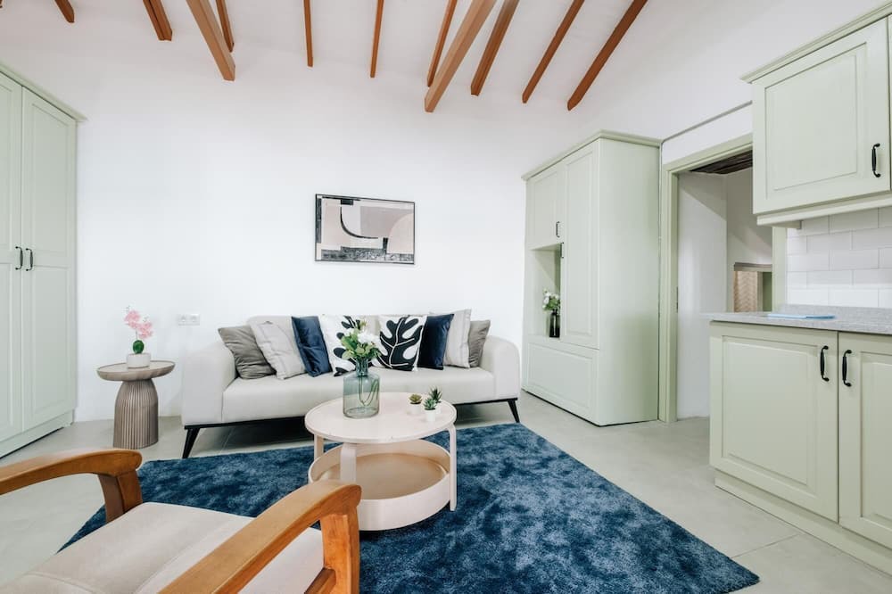 Photo of Livingroom in Ayvalik