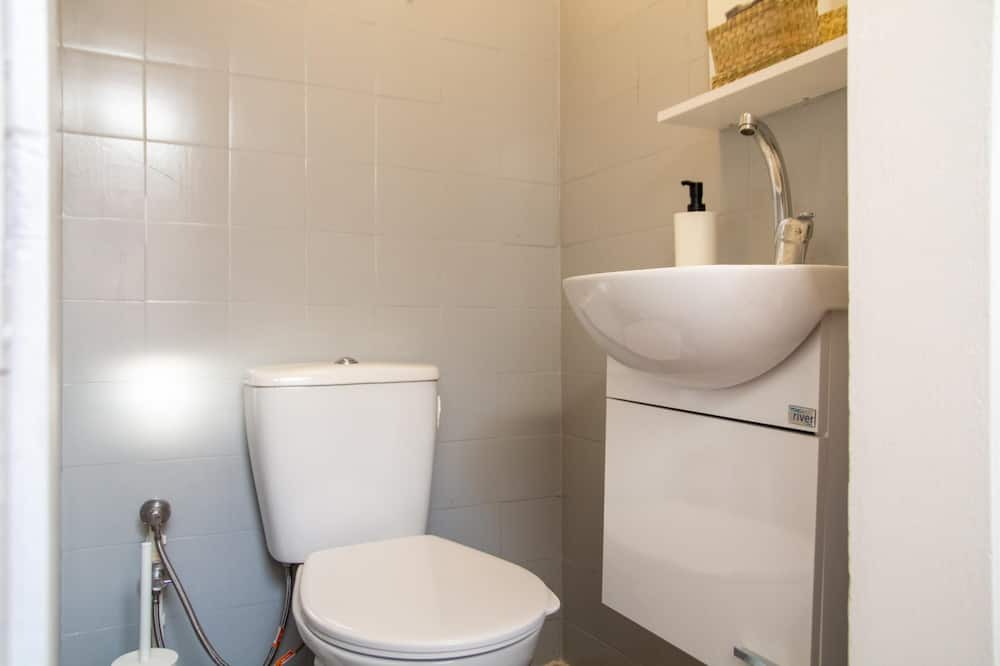 Photo of Bathroom in Karsiyaka