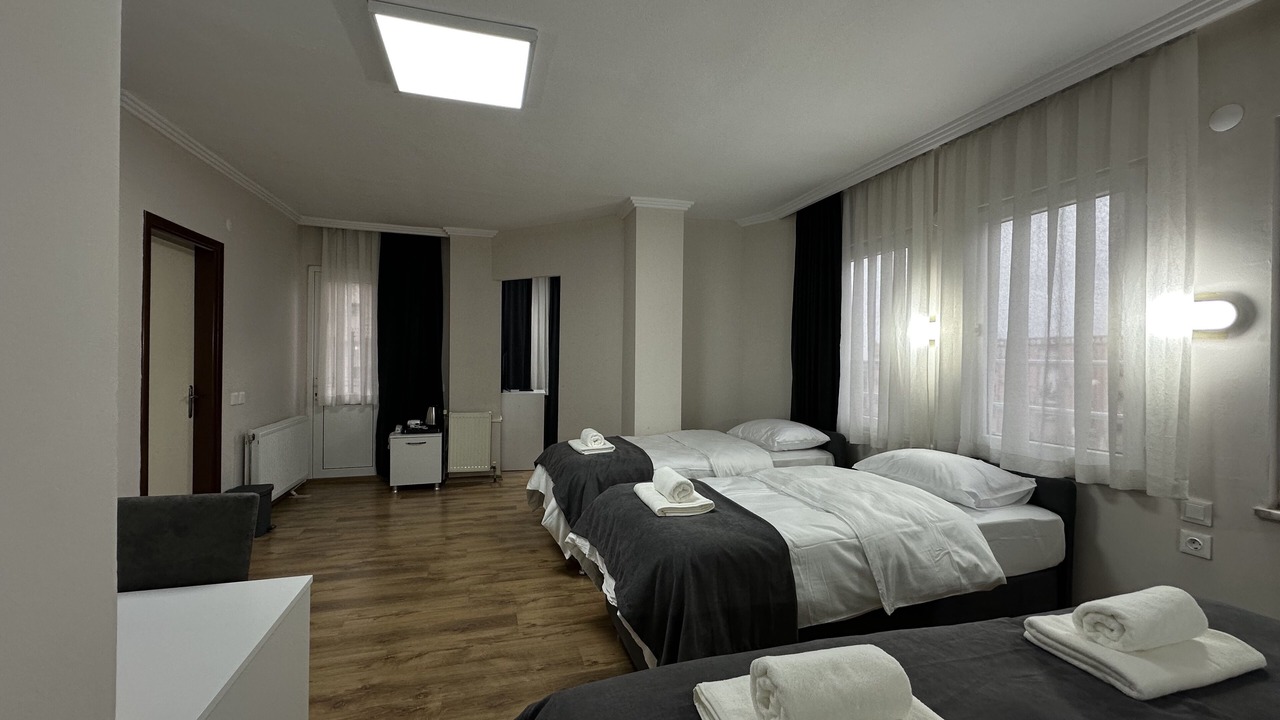 Photo of Bedroom in Karesi