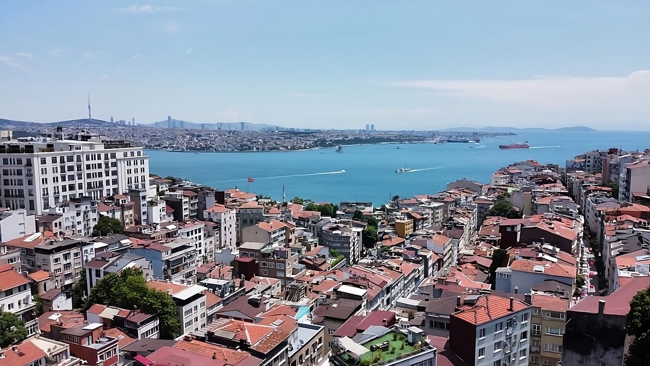 Photo of Others in Cihangir