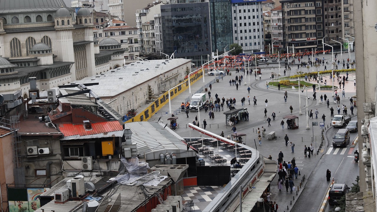 Photo of Others in Cihangir
