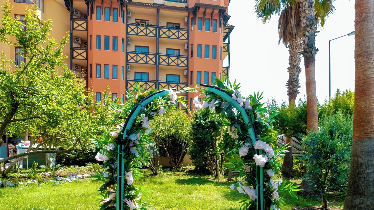Photo of Outdoor in Side