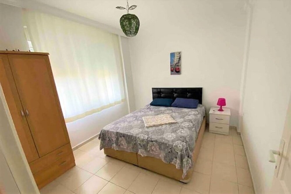 Photo of Bedroom in Side