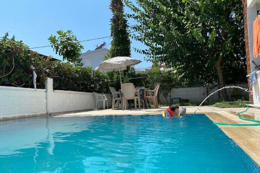 Photo of Outdoor in Side
