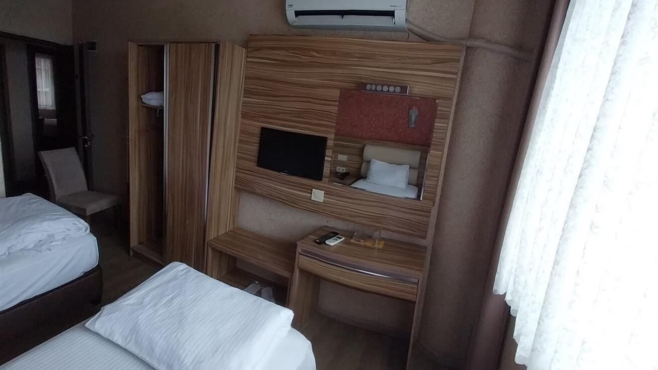 Photo of Bedroom in Hopa