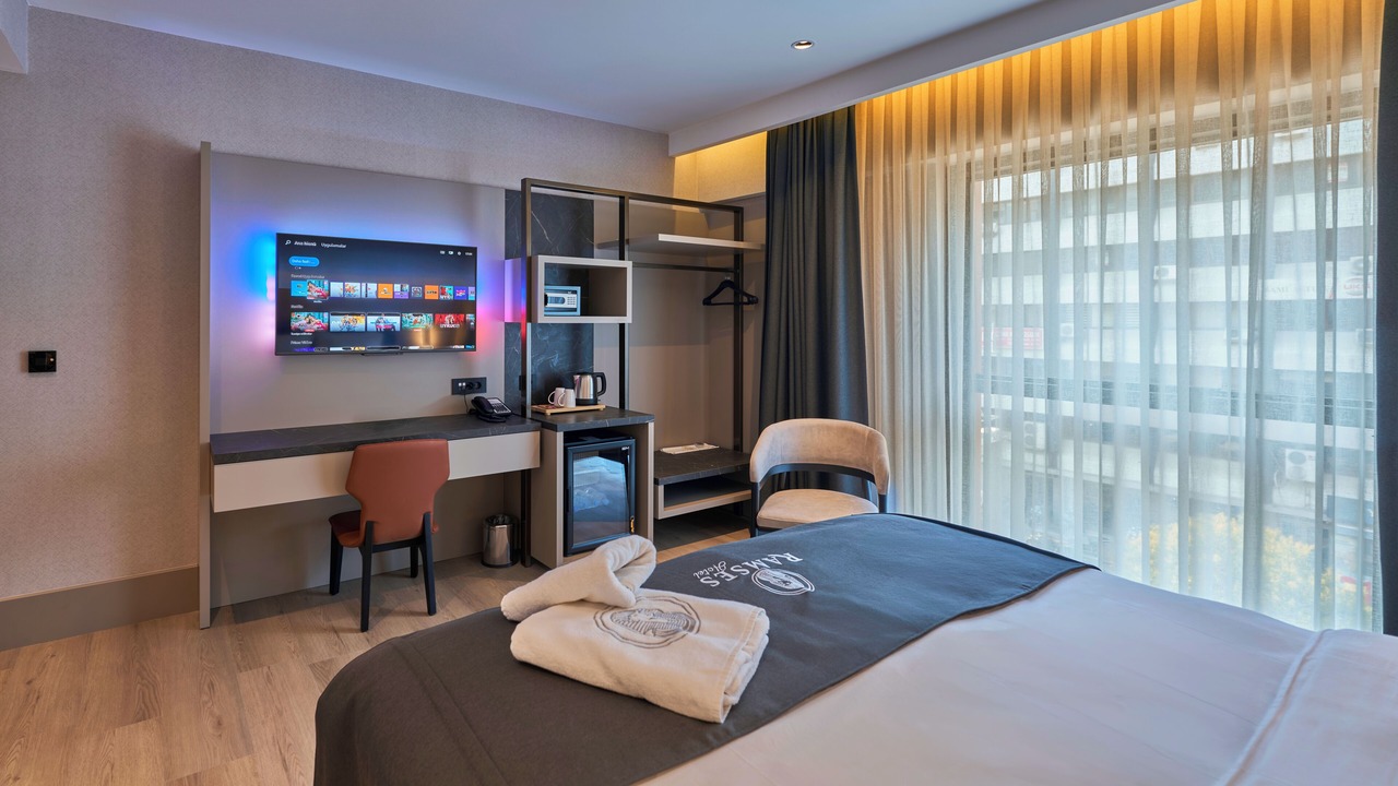 Photo of Bedroom in Izmir City Centre