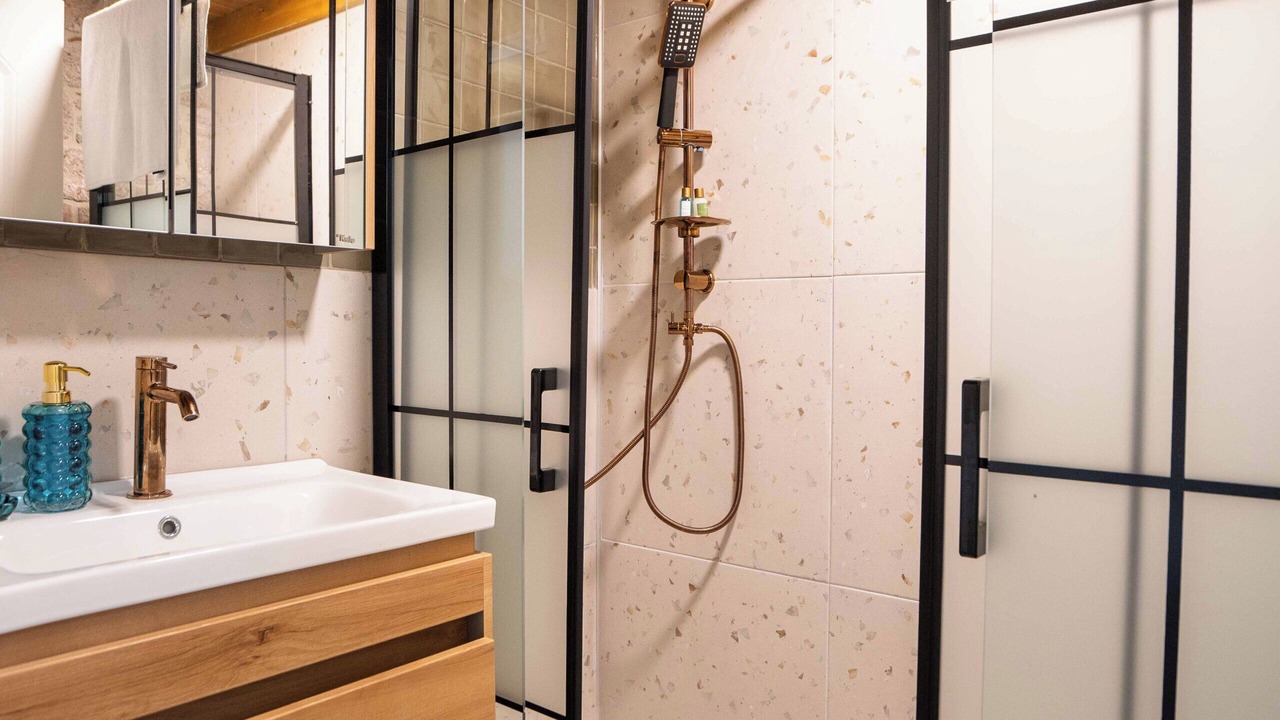 Photo of Bathroom in Ayvalik City Center
