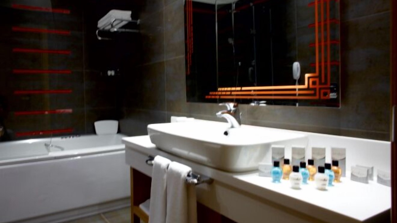 Photo of Bathroom in Yunusemre