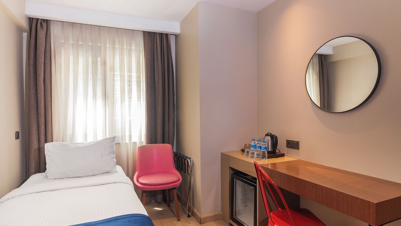Photo of Bedroom in Osmanbey