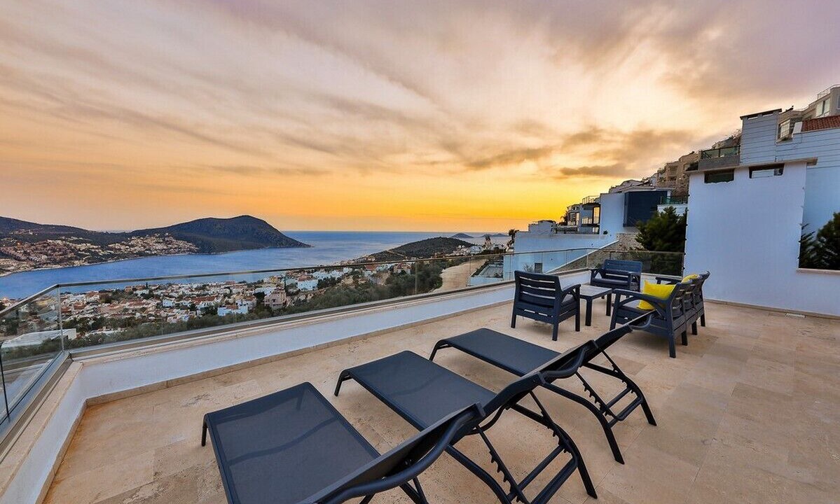 Photo of Patio Balcony in Bezirgan