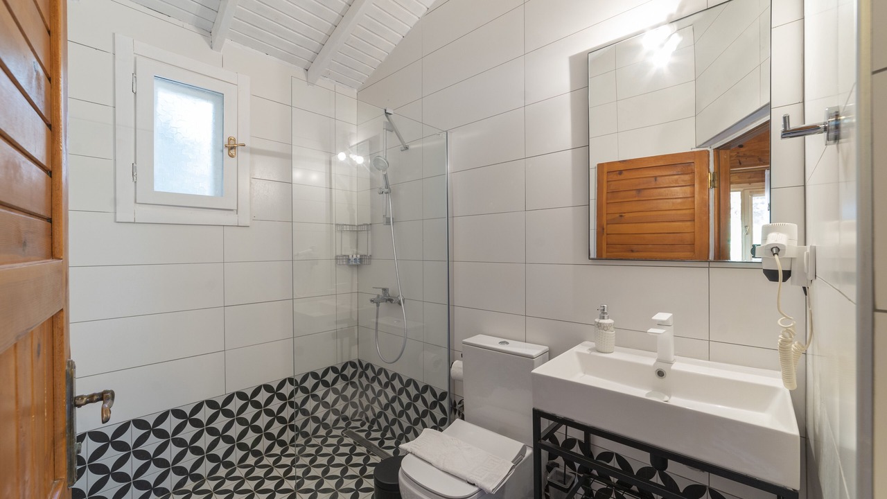 Photo of Bathroom in Palamutbuku