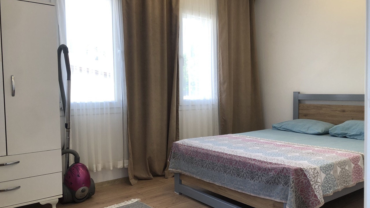 Photo of Bedroom in Yenifoca