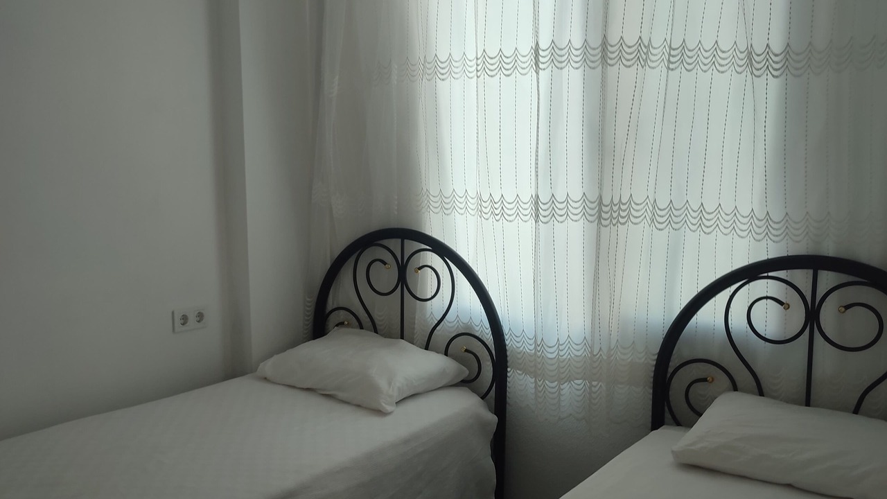 Photo of Bedroom in Ezine