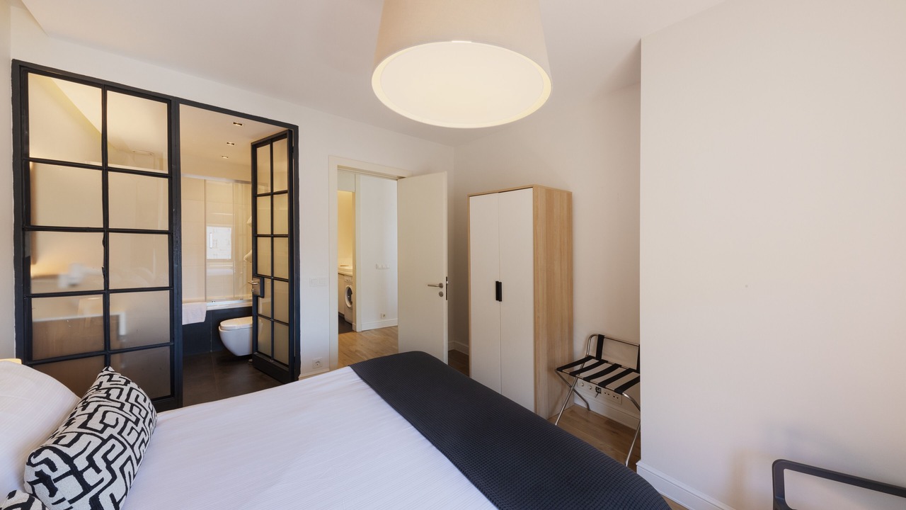 Photo of Bedroom in Pera