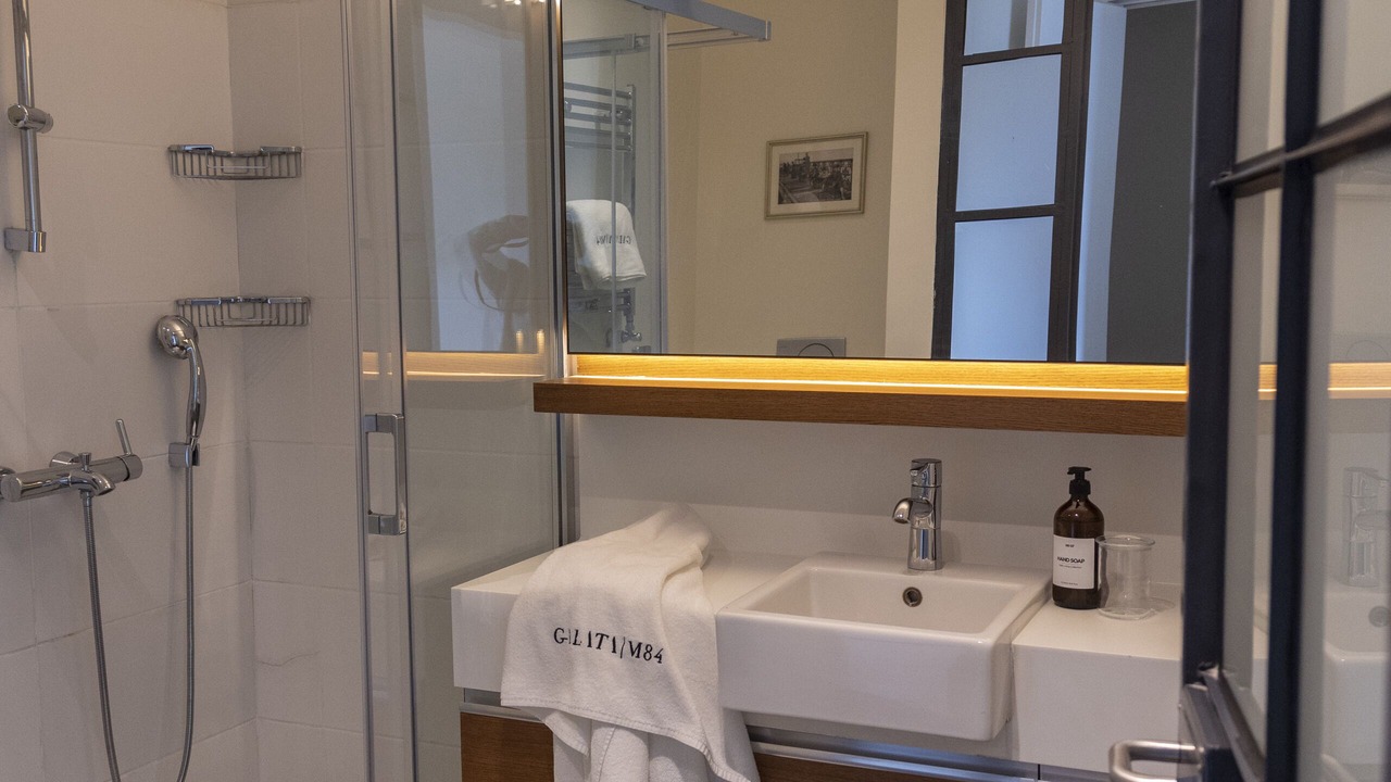 Photo of Bathroom in Pera