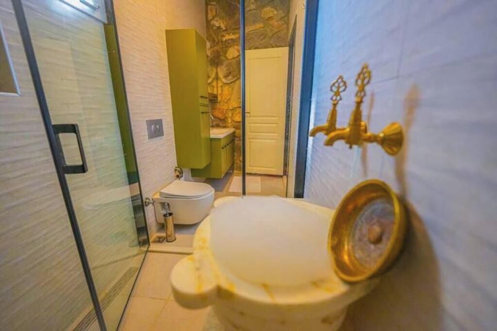 Photo of Bathroom in Yaniklar
