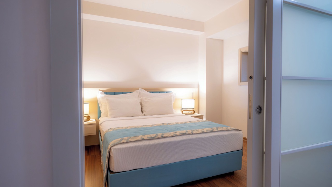 Photo of Bedroom in Izmir City Centre