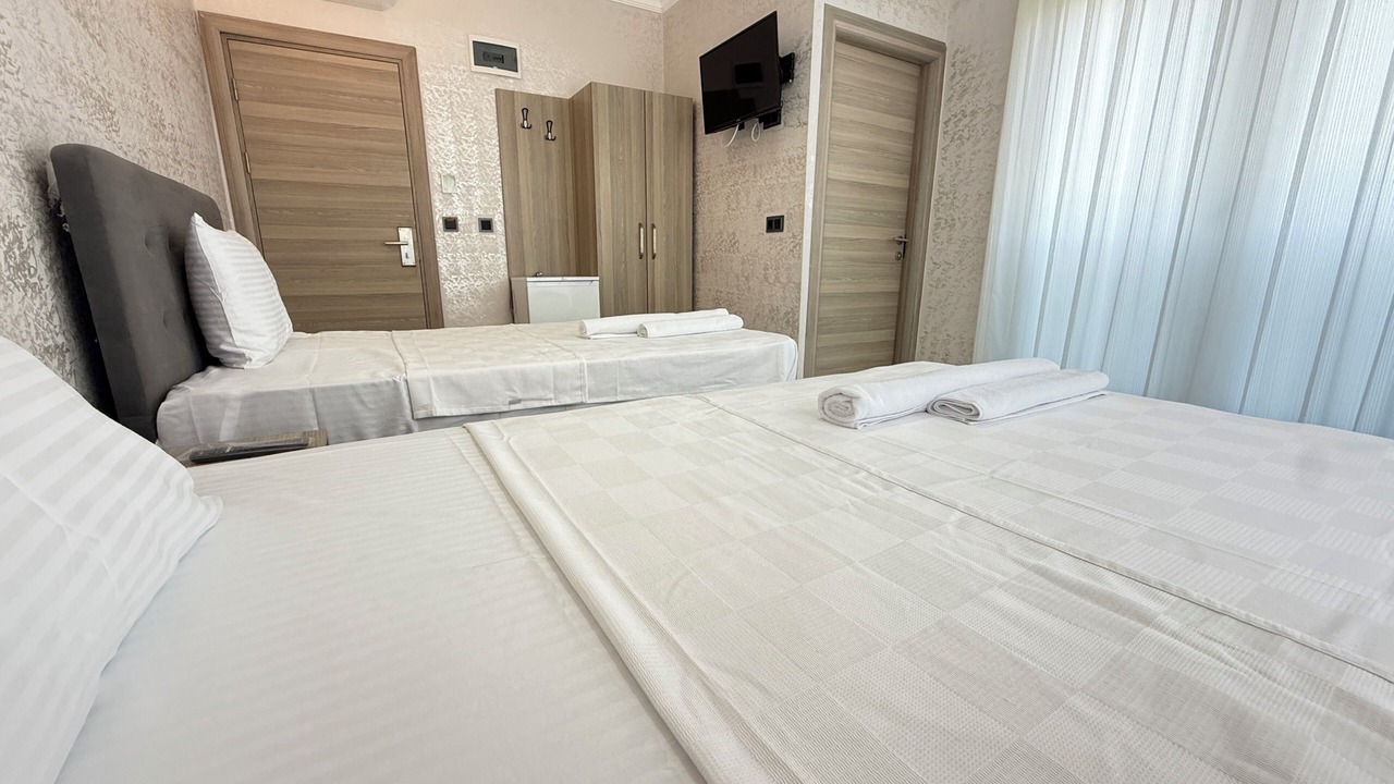 Photo of Bedroom in Ezine