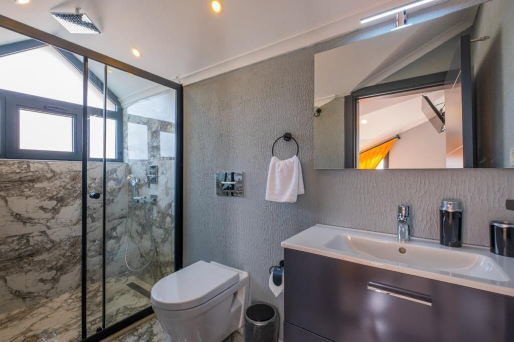 Photo of Bathroom in Oludeniz