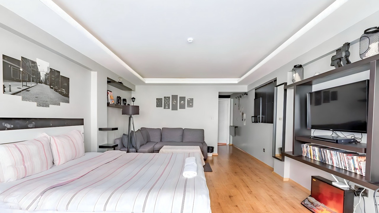 Photo of Bedroom in Bomonti