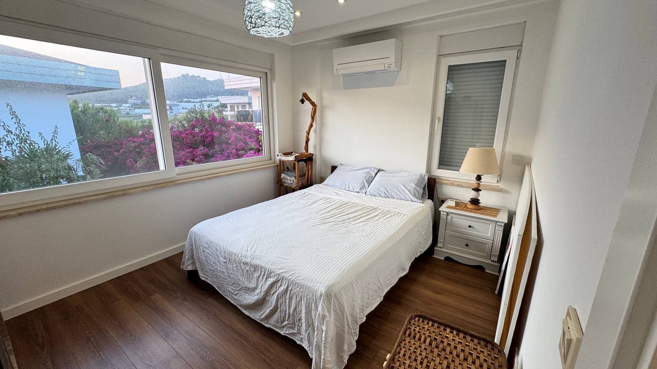 Photo of Bedroom in Seki